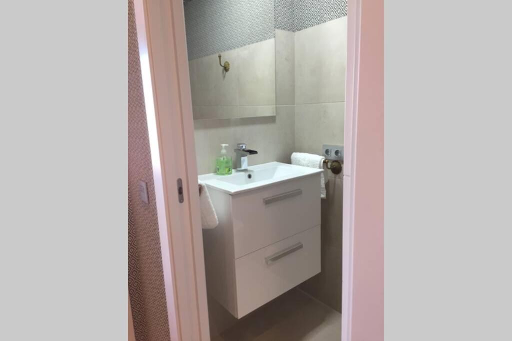 Imagen Suite Seville Luaran gambar