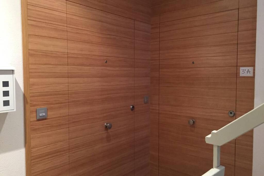 Imagen Suite Seville Luaran gambar